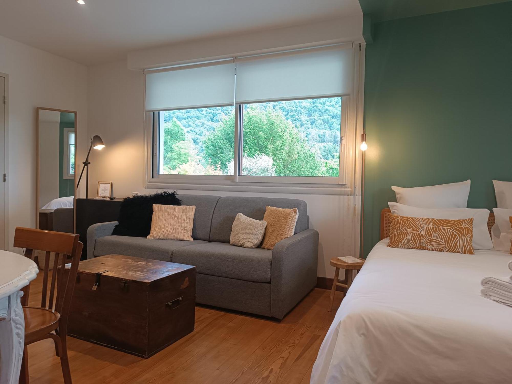 Le Jardin De Moulis, Saint Girons, Ariege, Pyrenees, Bed & Breakfast ภายนอก รูปภาพ