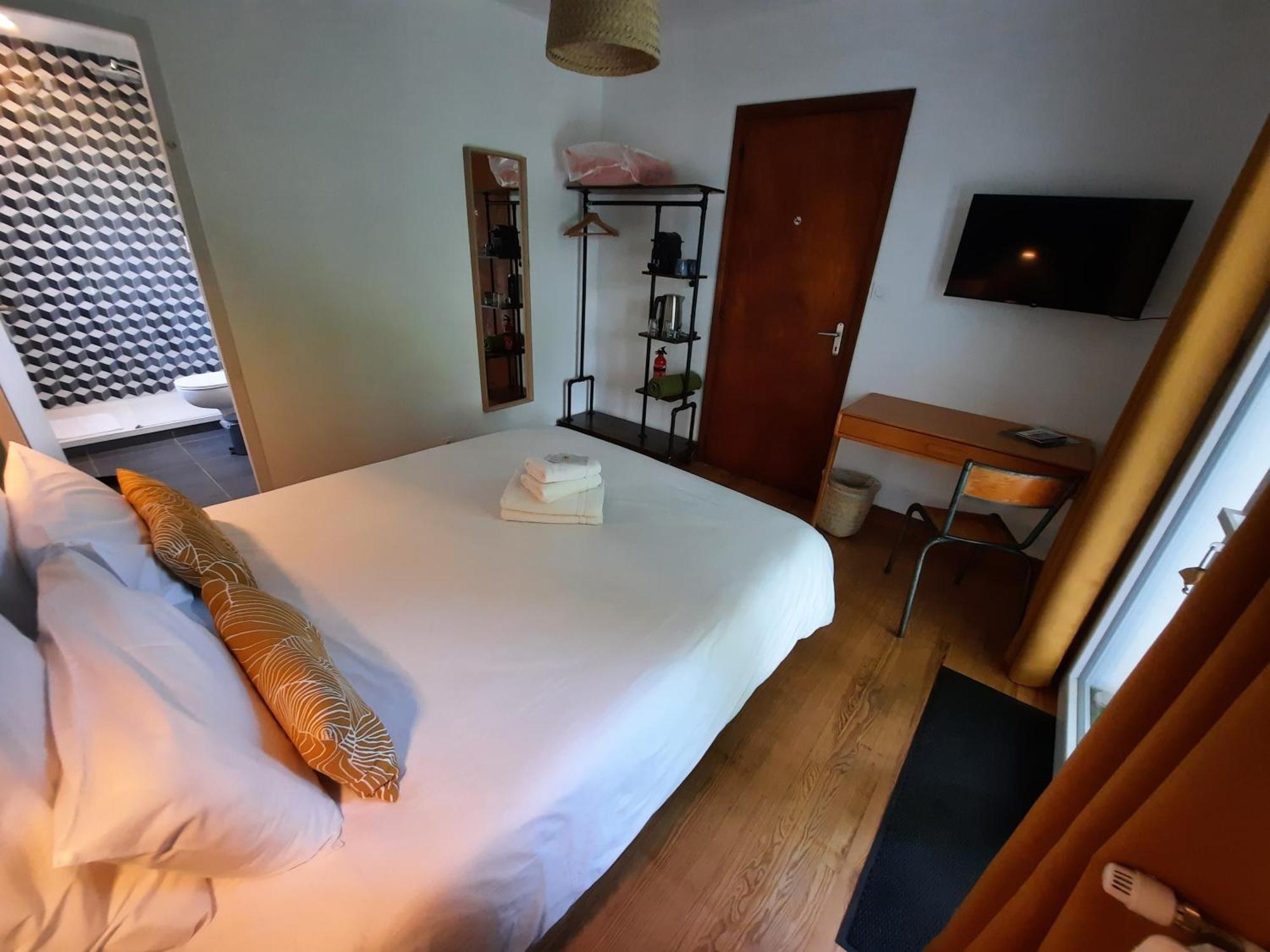 Le Jardin De Moulis, Saint Girons, Ariege, Pyrenees, Bed & Breakfast ภายนอก รูปภาพ